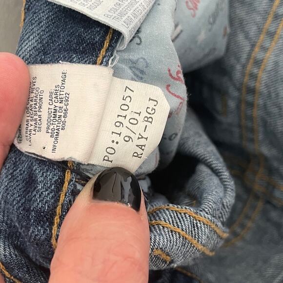 Tommy Hilfiger VTG Y2K Button Hem Jeans | 9 - Picture 4 of 8